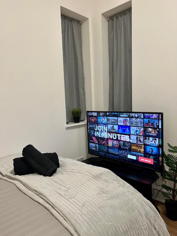 Leisure Studio Flat In Golders Green 런던 외부 사진
