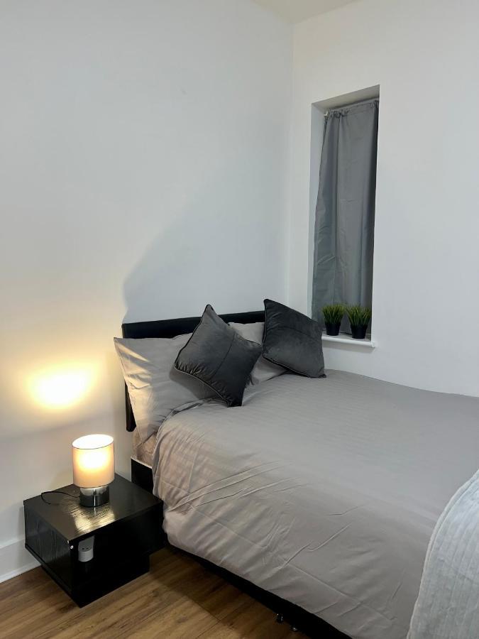 Leisure Studio Flat In Golders Green 런던 외부 사진