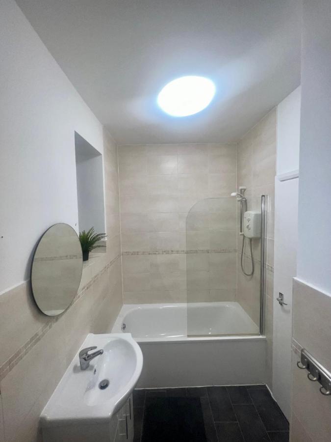 Leisure Studio Flat In Golders Green 런던 외부 사진