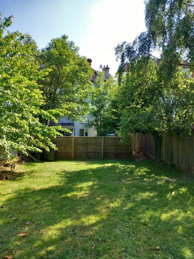Leisure Studio Flat In Golders Green 런던 외부 사진